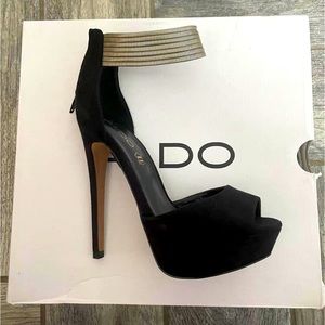 ALDO BLACK/GOLD HEELS